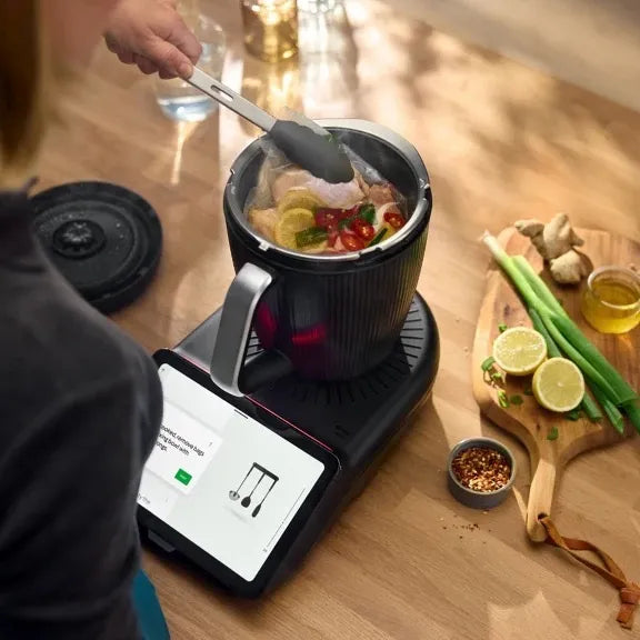 Robot de Cocina  con pantalla ampliada, recetas guiadas y conectividad total